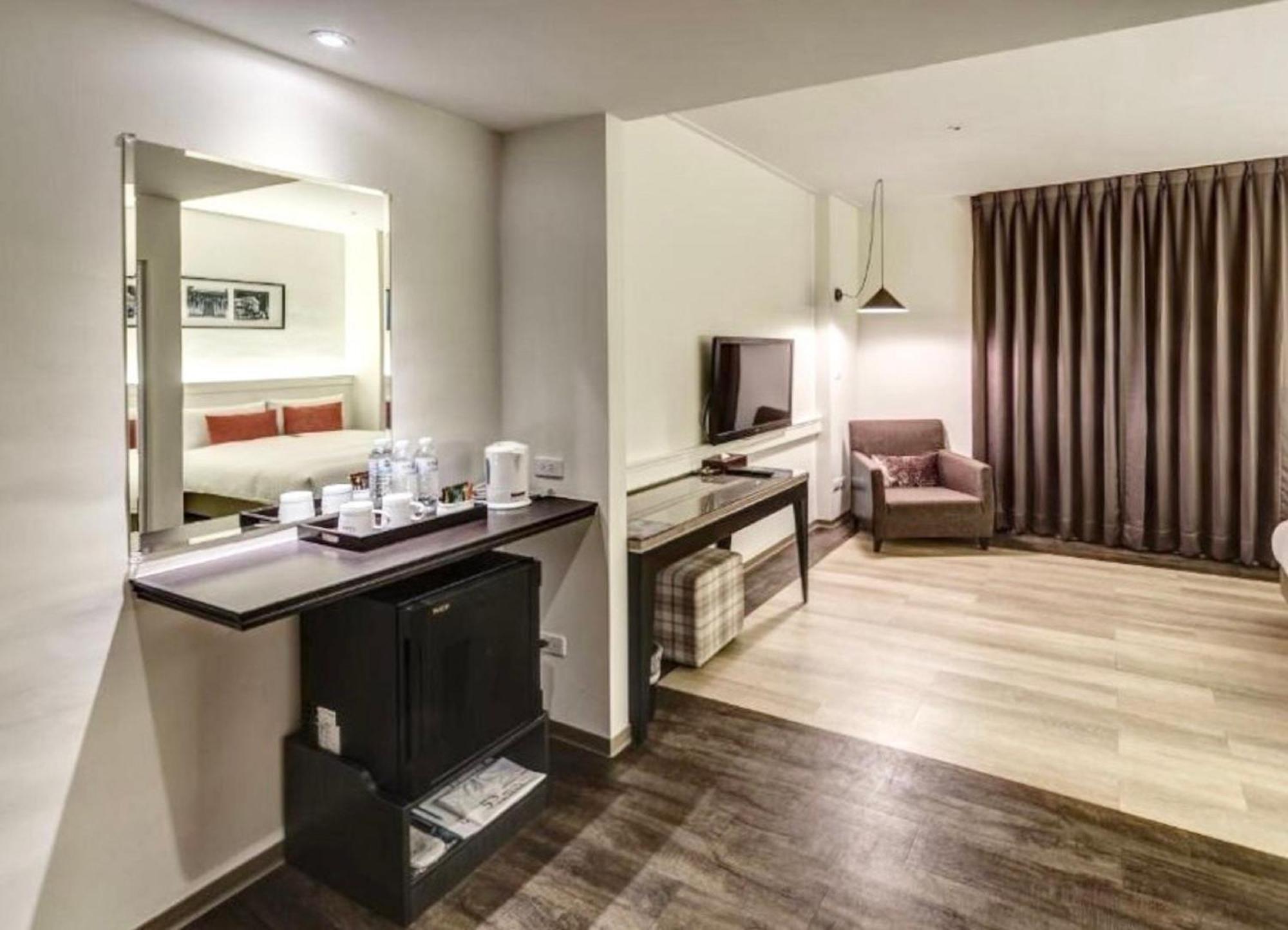 53 Hotel Taichung Eksteriør bilde