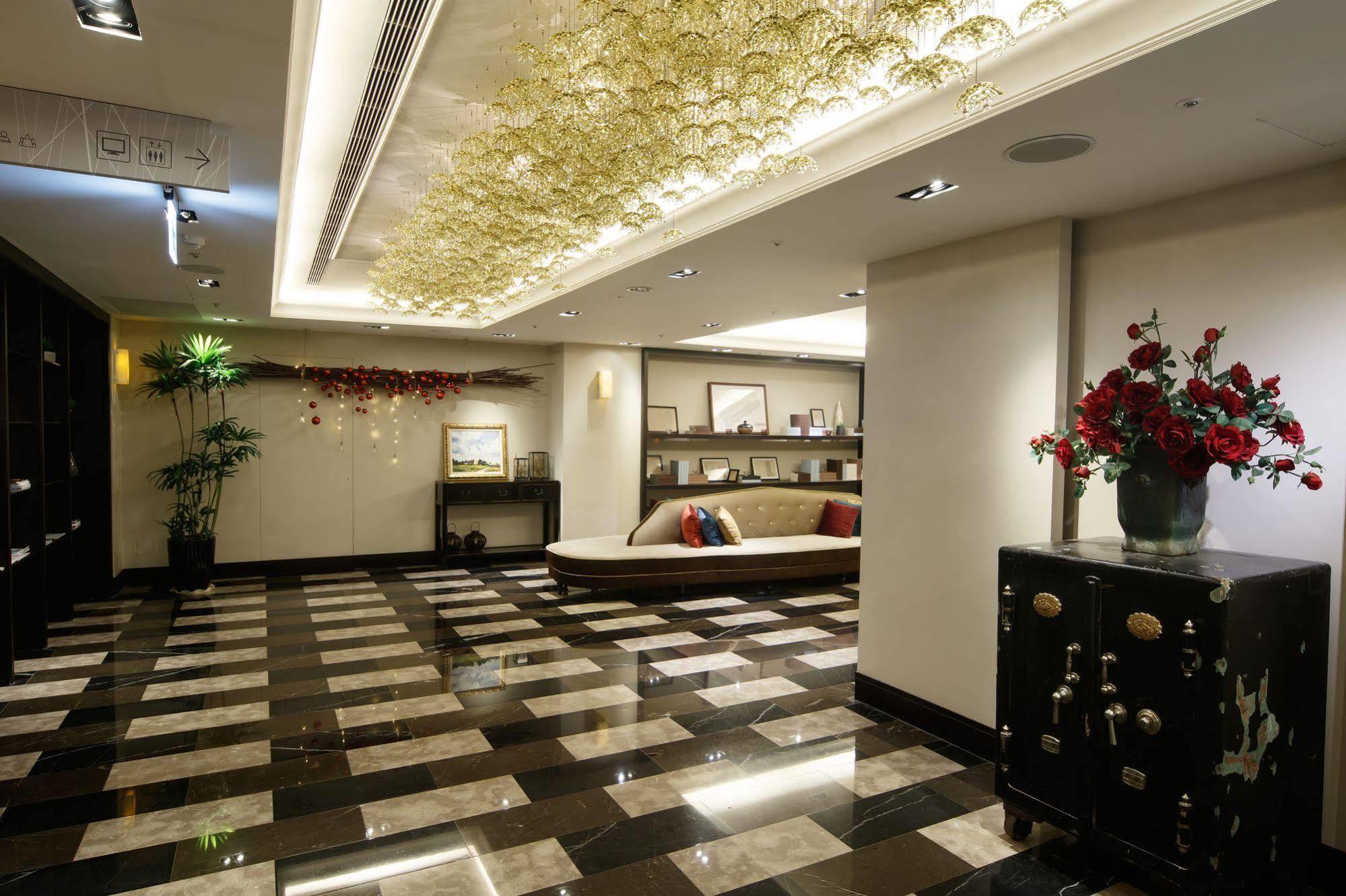 53 Hotel Taichung Eksteriør bilde