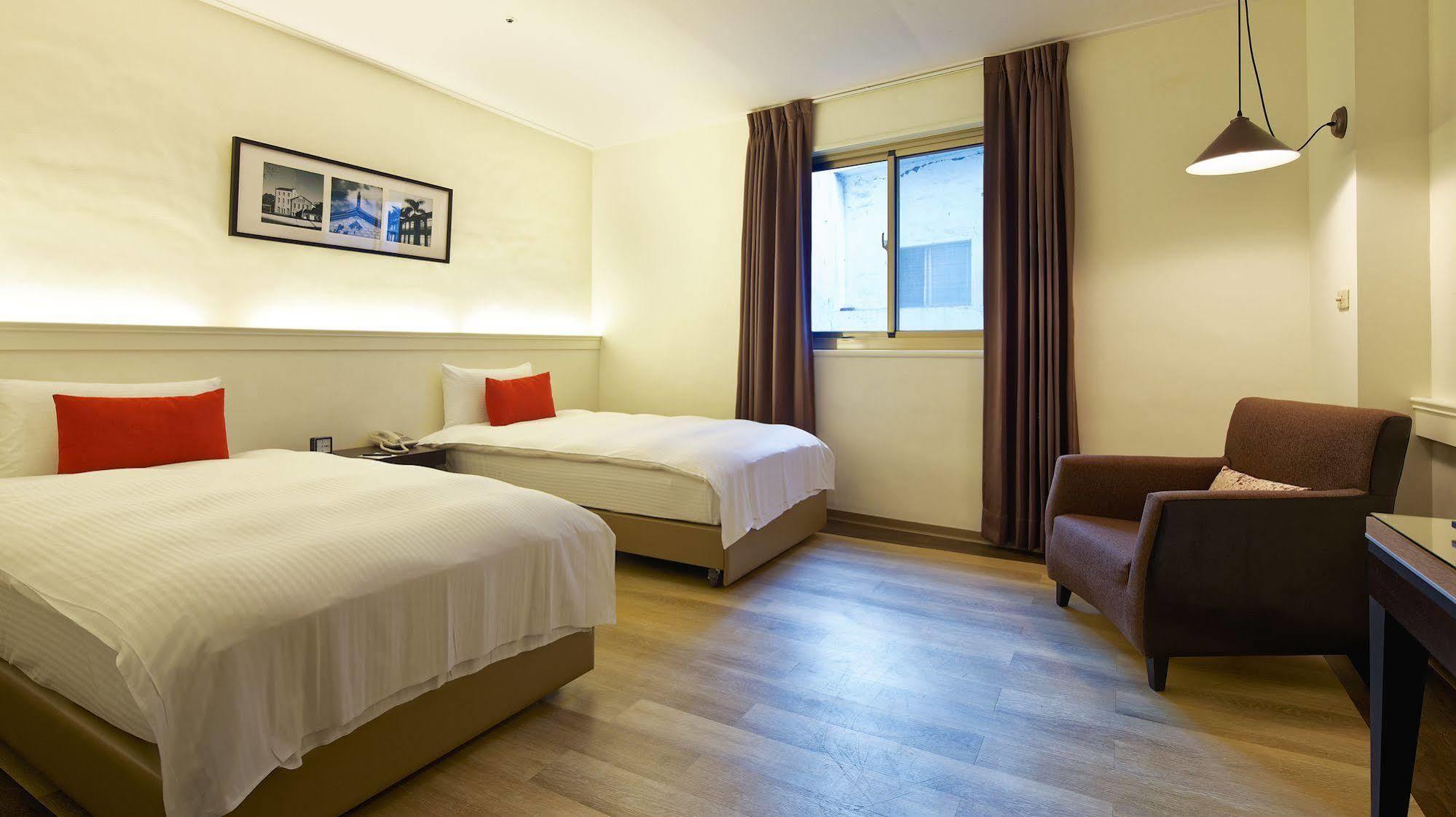 53 Hotel Taichung Eksteriør bilde